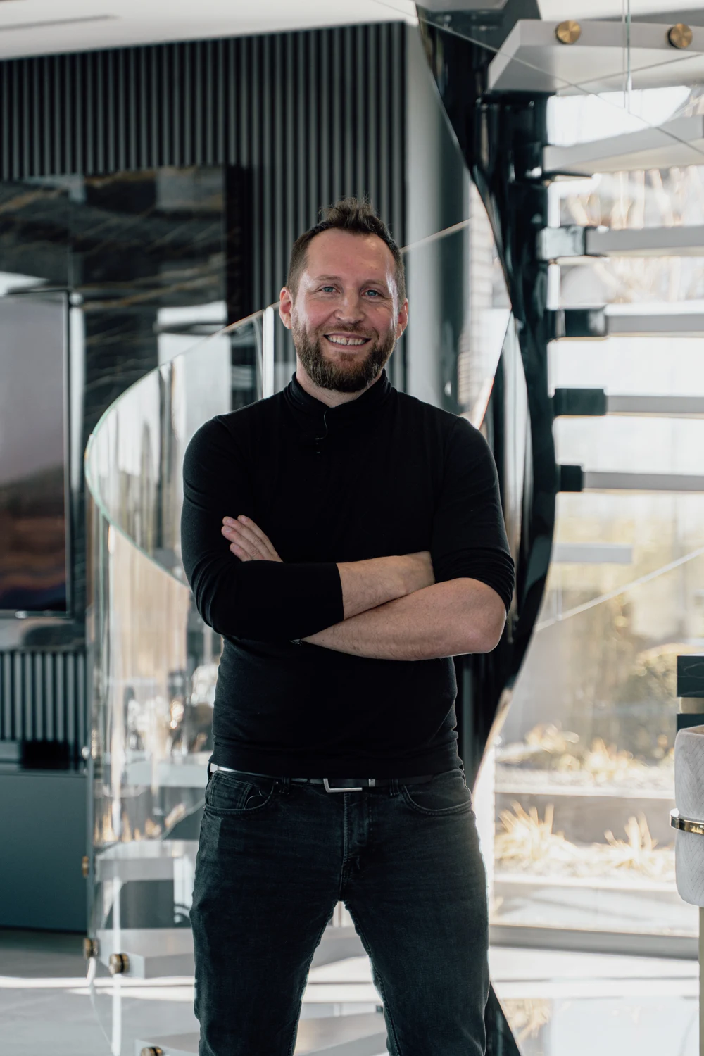 Krzysztof Witaszewski with a KAISER spiral staircase